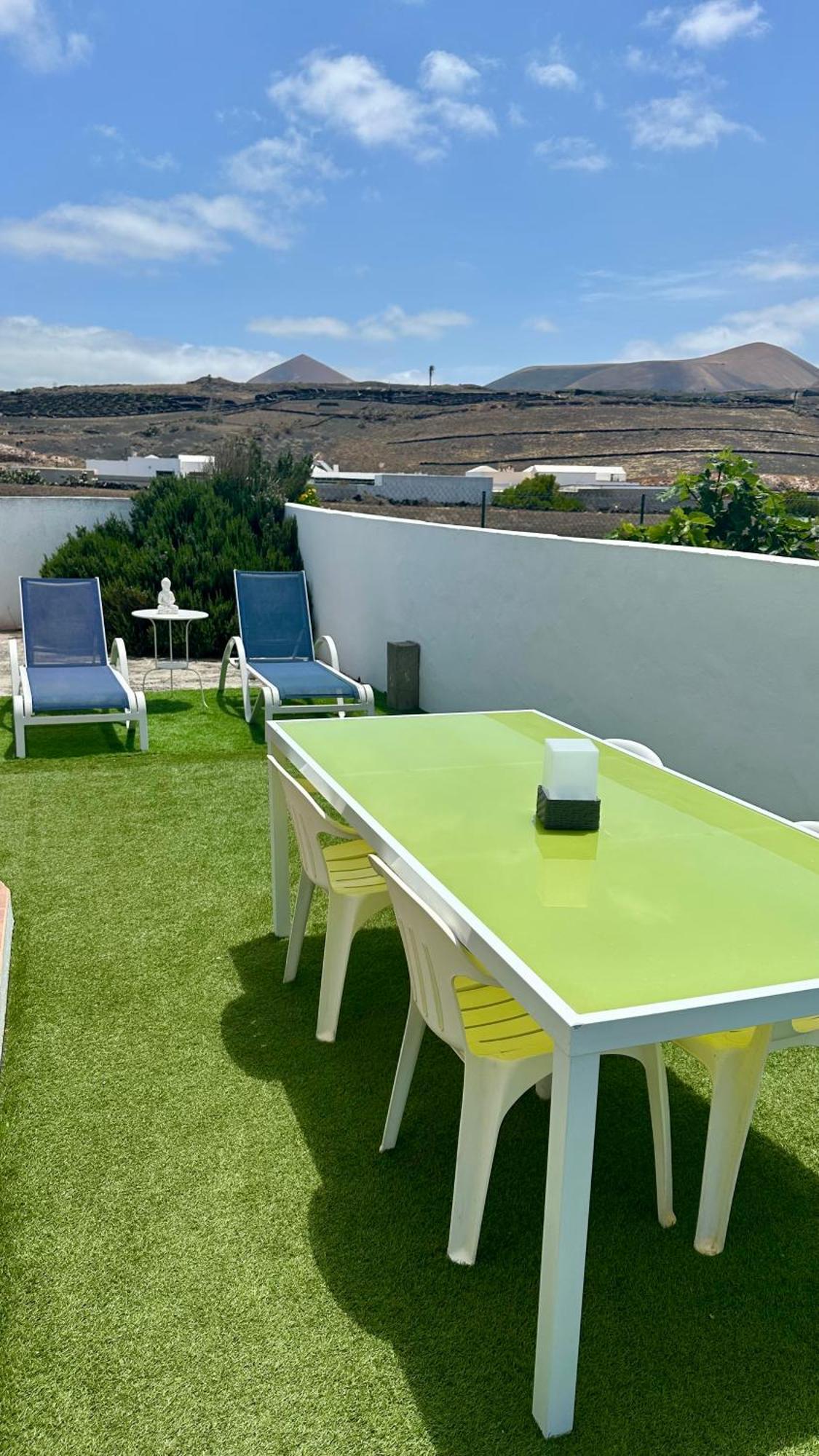 Apartamento La Dehesa Uga Exterior photo